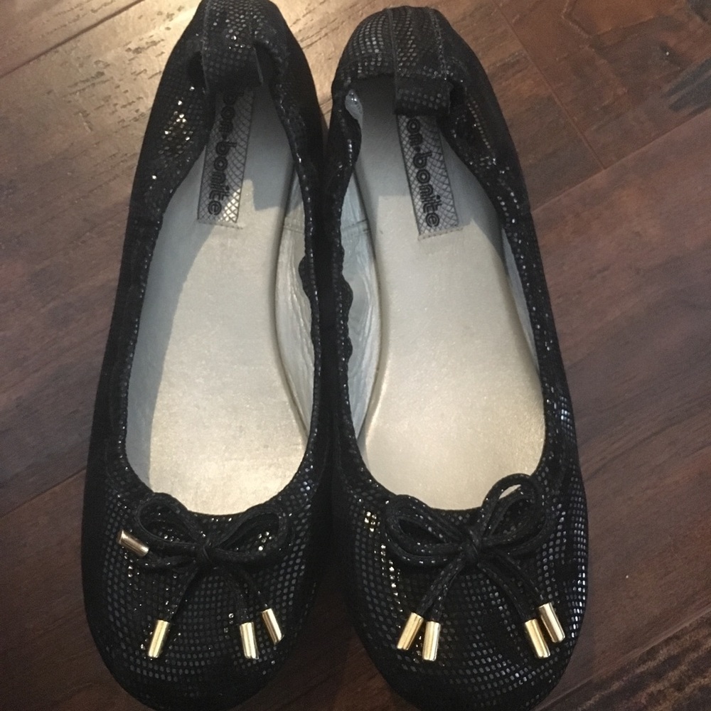 Black ballet flats!